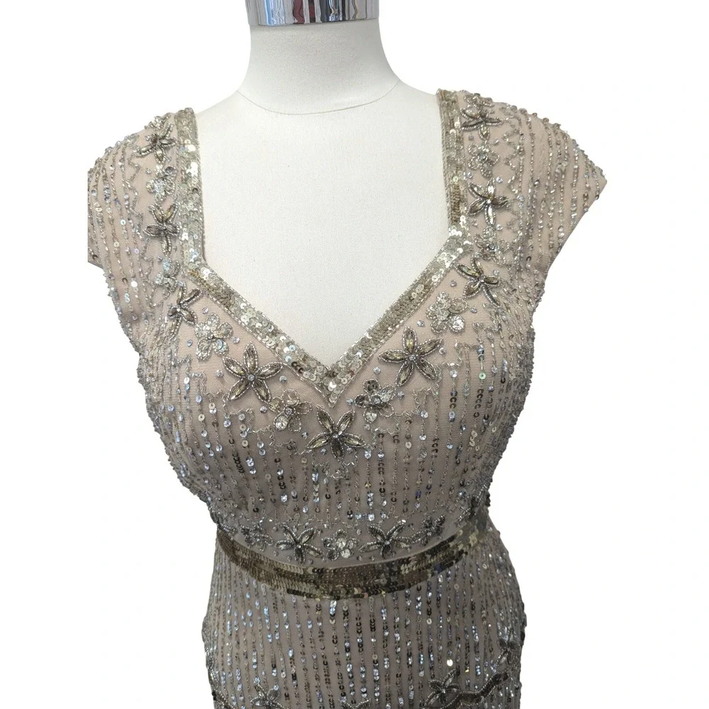Mac Dugall Gold Sequin Cap Sleeve Sweetheart Column Gown Champagne Size 2